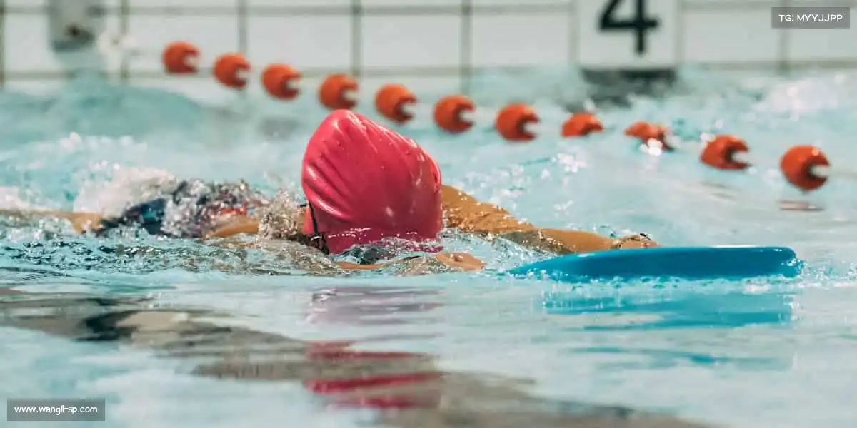 足球押注app💪每一次挥汗，都是对自己的超越 —— 加入我们，挑战极限！